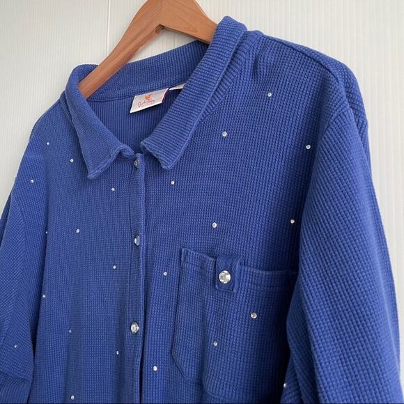 The Quacker Factory waffle textured button down - Picture 4 of 8